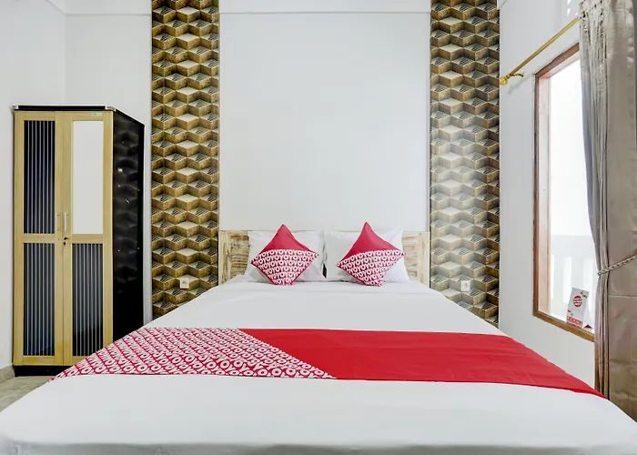 Oyo Flagship 90756 Melasti Hills & Cafe Hotel
