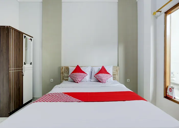 Hotel Oyo Flagship 90756 Melasti Hills & Cafe